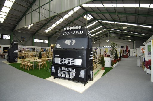 Hunland stand